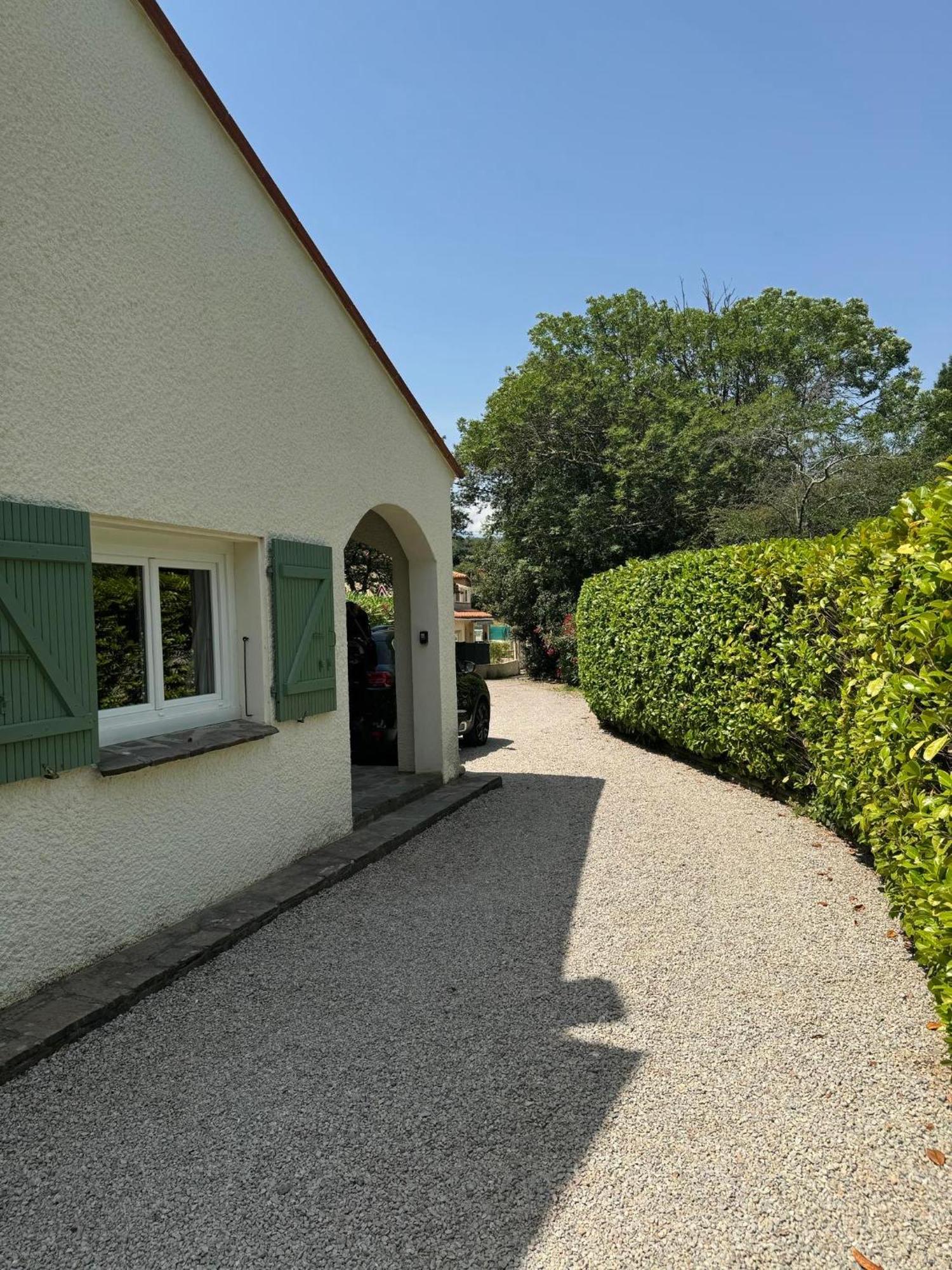 Maison Avec Piscine Chauffee Entre Mer Et Montagne Montauriol  Bagian luar foto