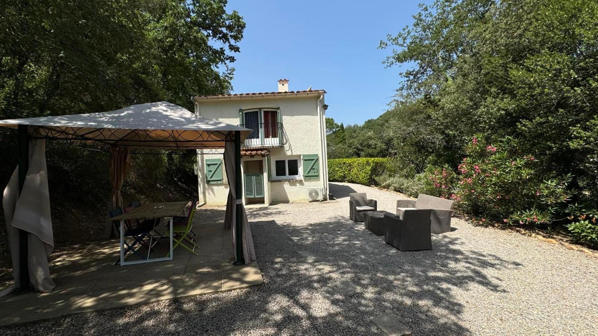 Maison Avec Piscine Chauffee Entre Mer Et Montagne Montauriol  Bagian luar foto